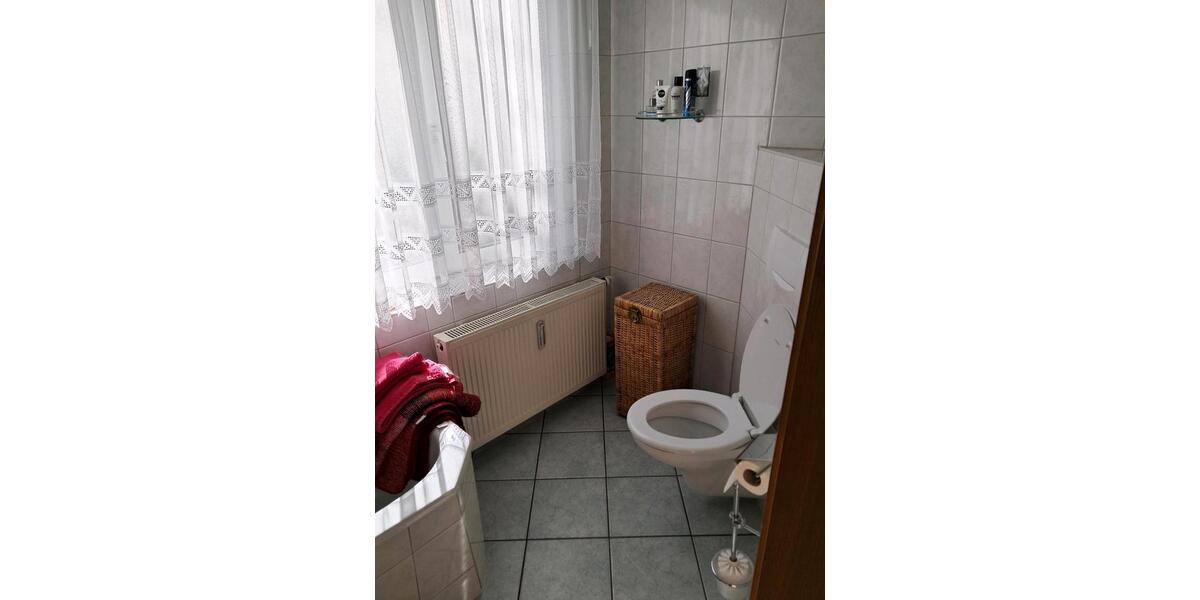 Einfamilienhaus Saalfeld (Saale) - 4 Zimmer, 138 m&sup2;, 220.000&euro; | Angebot:26629652