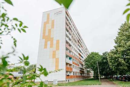Wohnung zum Mieten in Magdeburg 240 € 31.72 m²