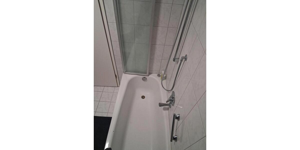 Erdgeschoßwohnung Regensburg Brandlberg - 4 Zimmer, 20 m&sup2;, 450&euro; | Angebot:25857755