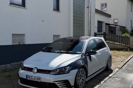 VW Golf 95.000 km 22.999 &euro; Pegnitz 91257