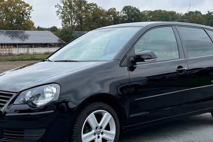 VW Polo 50.998 km 5.890 € Bielefeld 33649