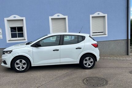 Dacia Sandero 37.800 km 4.700 &euro; Fridolfing 83413