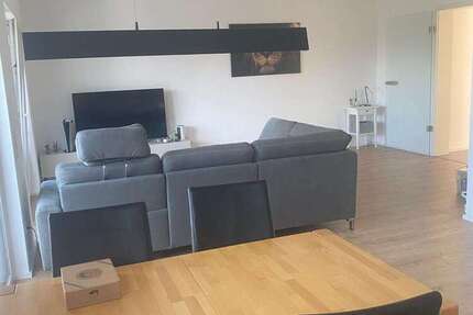 Wohnung zum Mieten in Neustadt 1.020 € 98.1 m²