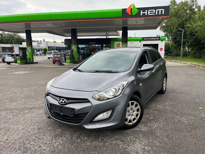 i30