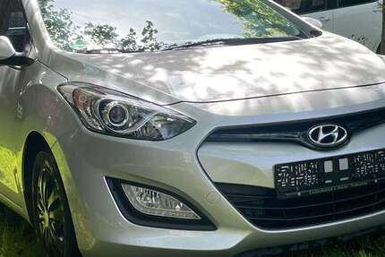 Hyundai i30 92.000 km 7.200 &euro; Niedenstein, Stadt 34305