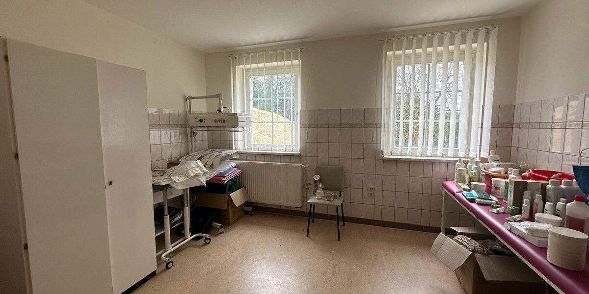 Einfamilienhaus Marienberg / Reitzenhain Reitzenhain - 1 Zimmer, 160 m&sup2;, 170.000&euro; | Angebot:25688284