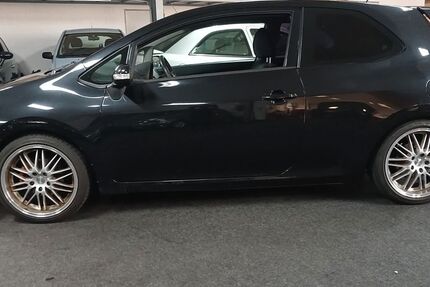 Toyota Auris 149.000 km 5.590 &euro; Rüsselsheim 65428
