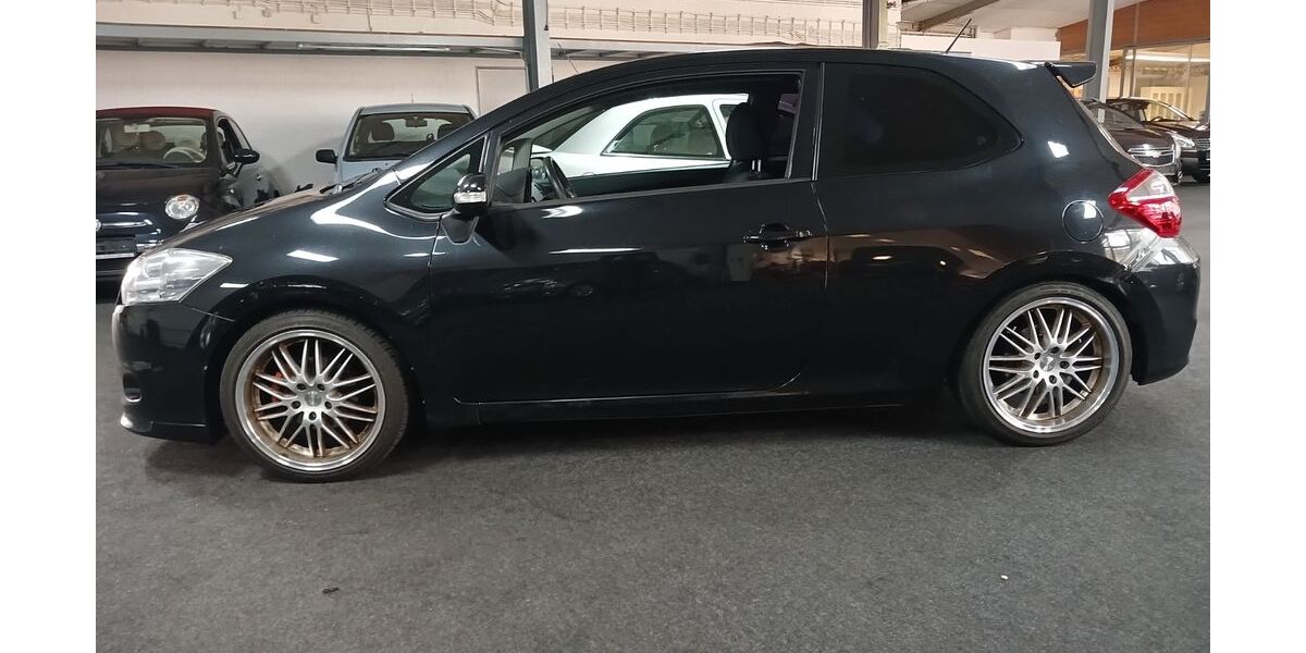 Toyota Auris 149.000 km 5.590 &euro; Rüsselsheim 65428