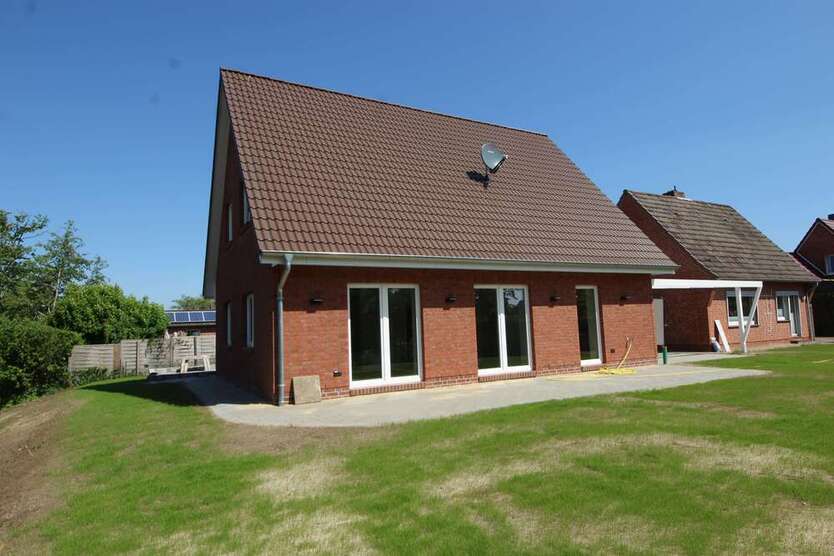 Haus zum Mieten in Meldorf 1.450 € 122.34 m²
