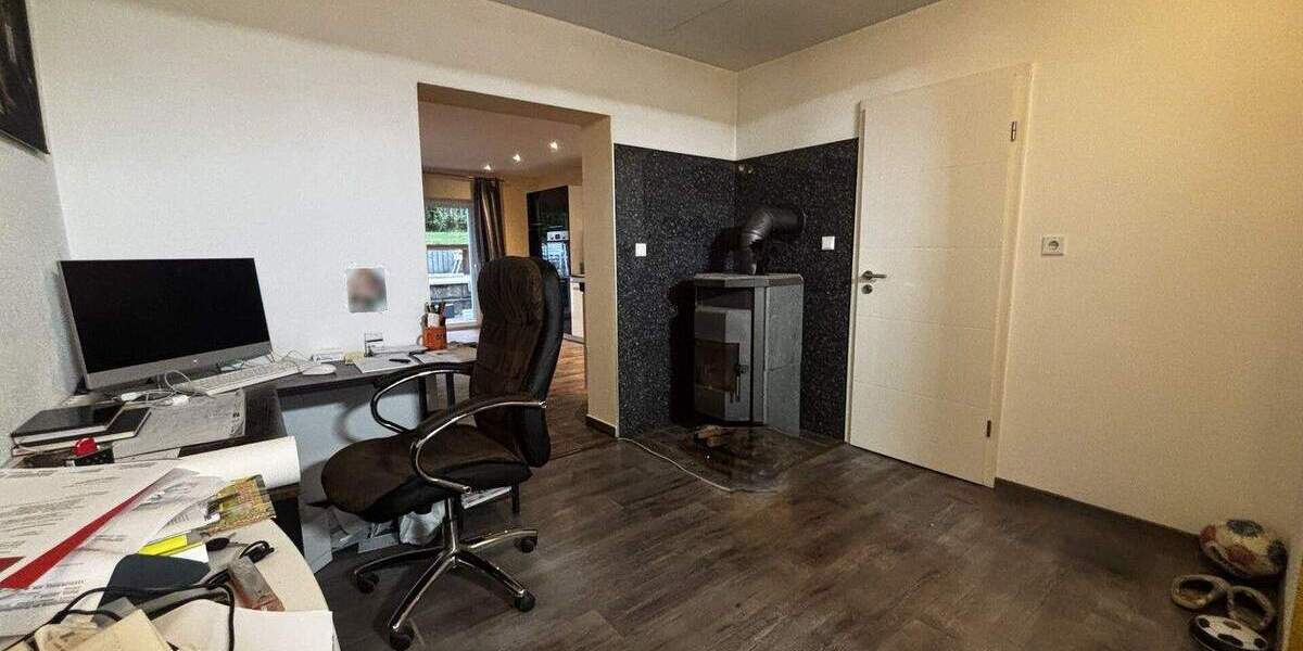 Einfamilienhaus Lichtenau Holtheim - 6 Zimmer, 182 m&sup2;, 249.000&euro; | Angebot:25665641