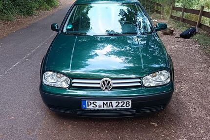 VW Golf 215.000 km 2.300 &euro; Pirmasens 66955