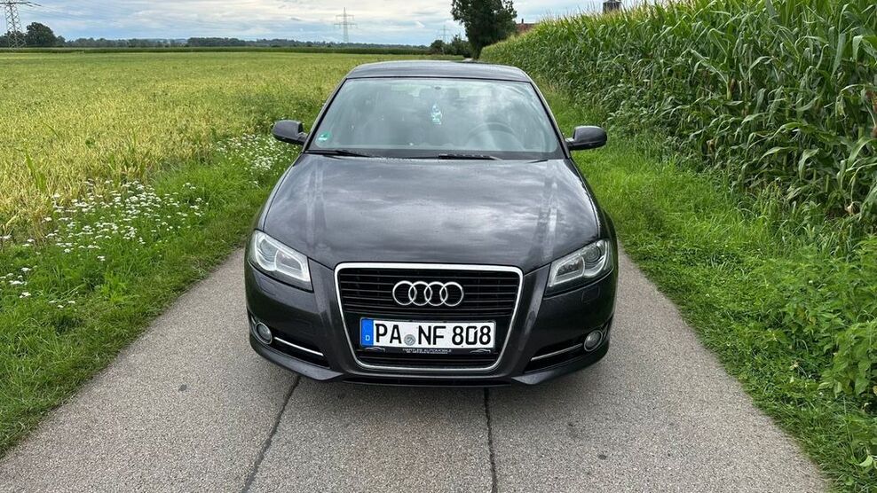 Audi A3 191.700 km 5.700 € Salzweg 94121