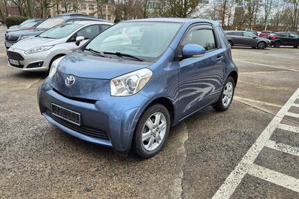 Toyota IQ 114.000 km 7.850 &euro; Berlin 14195