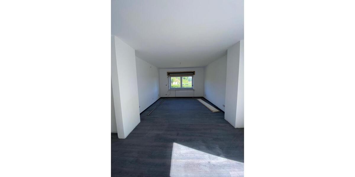 Mehrfamilienhaus, Wohnhaus Bad Oeynhausen Dehme - 7 Zimmer, 280 m&sup2;, 330.000&euro; | Angebot:27108852