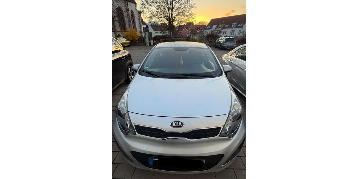 Kia Rio 126.531 km 4.700 &euro; Niefern-Öschelbronn 75223
