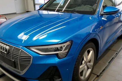 Audi e-tron 41.072 km 31.790 &euro; Helmstedt 38350
