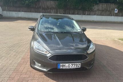 Ford Focus 149.481 km 7.400 &euro; Hamburg 22111