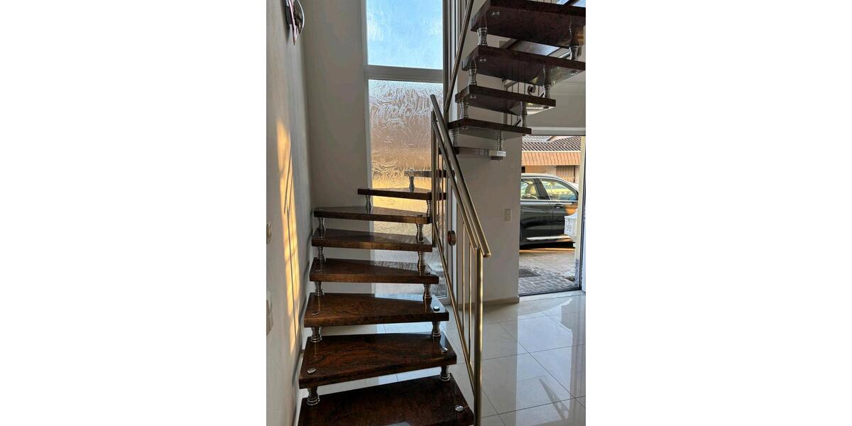 Einfamilienhaus Ramstein-Miesenbach Miesenbach - 1 Zimmer, 190 m&sup2;, 2.250&euro; | Angebot:26101571