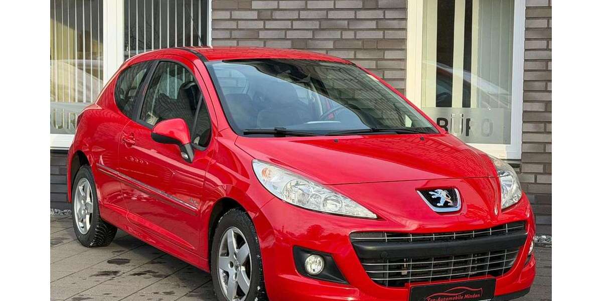 Peugeot 207 152.000 km 2.999 &euro; Minden 32429