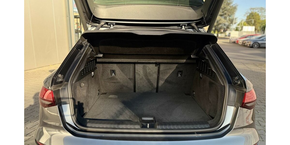 Audi A3 35 TDI S- line Keyless DAB+ Virtual 96.000 km 23.590 &euro; Mönchengladbach 41066