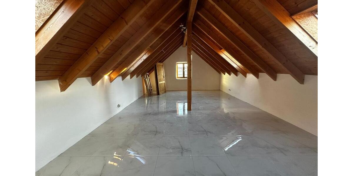 5 Zimmer Wohnung, viel Platz für große Familien etc. SENNFELD 5 zimmer