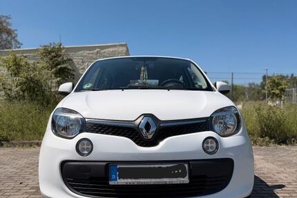 Renault Twingo 48.782 km 5.900 &euro; Halle/Saale 06124