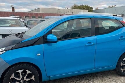 Toyota Aygo (X) 52.000 km 9.200 € Nürnberg 90427