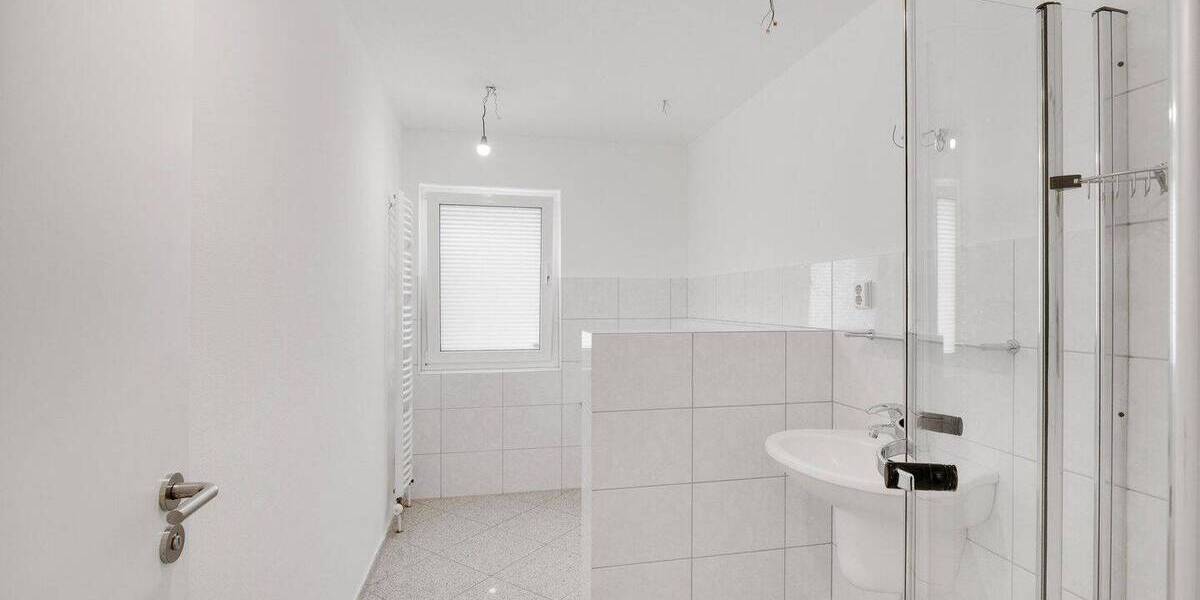 Einfamilienhaus Halver - 1 Zimmer, 389 m&sup2;, 849.000&euro; | Angebot:26008369