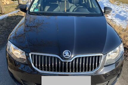 Skoda Octavia 132.000 km 9.500 &euro; Traitsching 93455