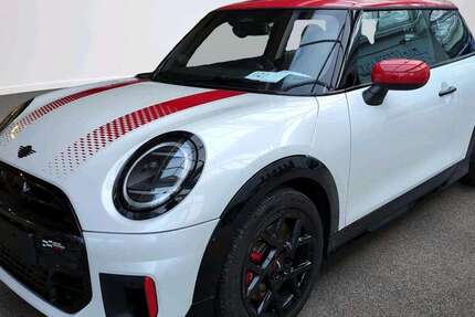 Mini John Cooper Works 3.566 km 38.631 &euro; München 80788