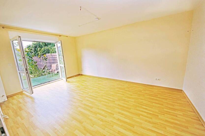 Doppelhaushälfte mit EinliegerWohnung in Dessau-Roßlau OT Mosigkau