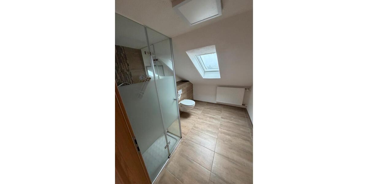 Dachgeschoßwohnung Marktheidenfeld - 2 Zimmer, 53 m&sup2;, 600&euro; | Angebot:25249686