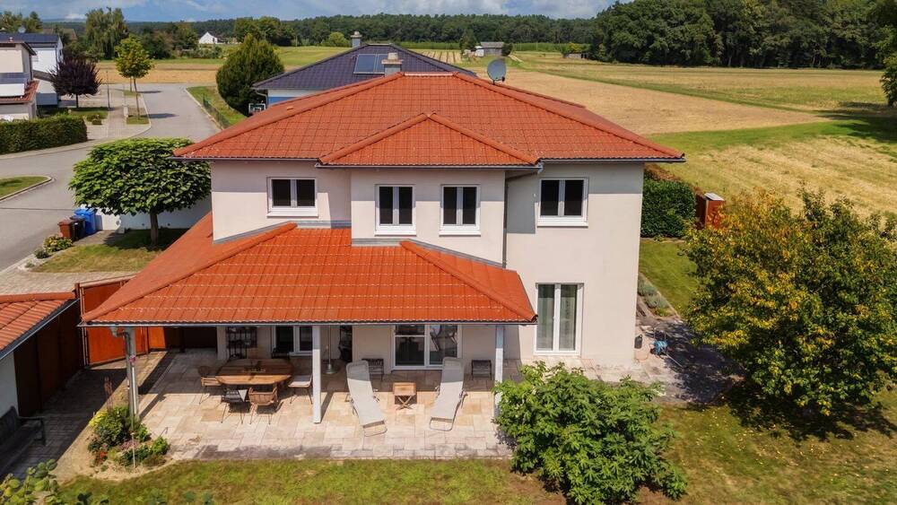 Perfekt für Familien in ruhiger Ortsrandlage! Großzügiges Einfamilienhaus mit moderner Ausstattung! 6 zimmer