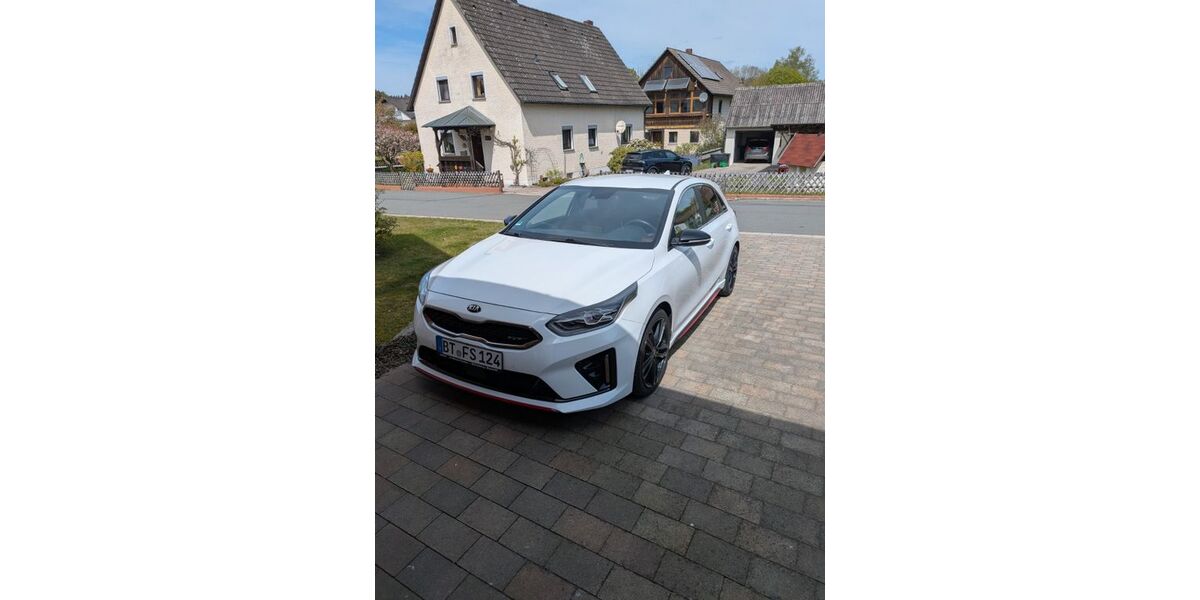 Kia ceed / Ceed 108.000 km 16.500 &euro; Prebitz 95473