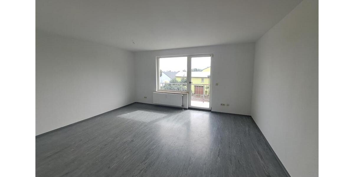 Etagenwohnung Alsleben (Saale) - 3 Zimmer, 83 m&sup2;, 415&euro; | Angebot:23407773