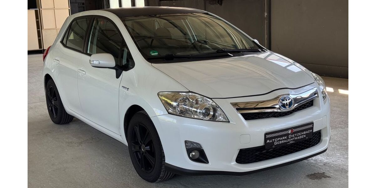 Toyota Auris 171.000 km 6.900 &euro; Dietzenbach 63128