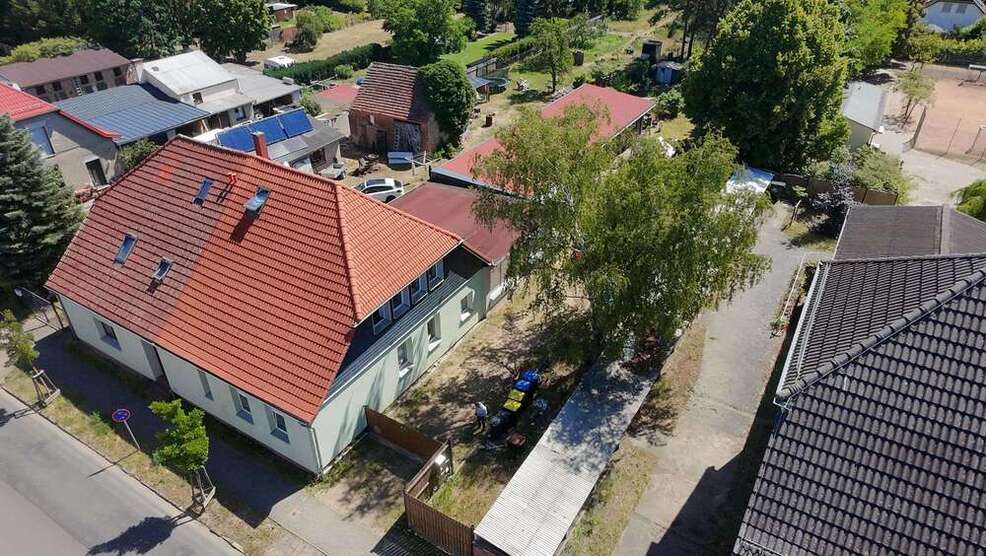 Haus zum Kaufen in Oranienburg 600.000 € 215.03 m²