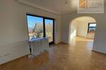 Etagenwohnung Buchbrunn - 5 Zimmer, 120 m&sup2;, 1.140&euro; | Angebot:26894209