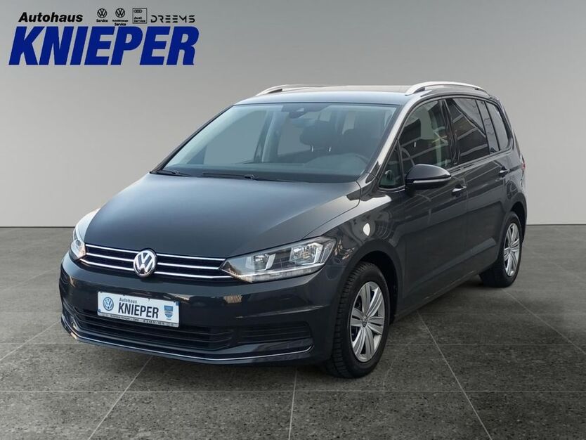 VW Touran 93.310 km 18.900 € Zetel 26340