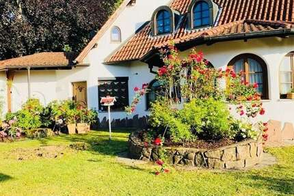Haus Endingen am Kaiserstuhl - 15 Zimmer, 699 m&sup2;, 1.350.000&euro; | Angebot:19941553