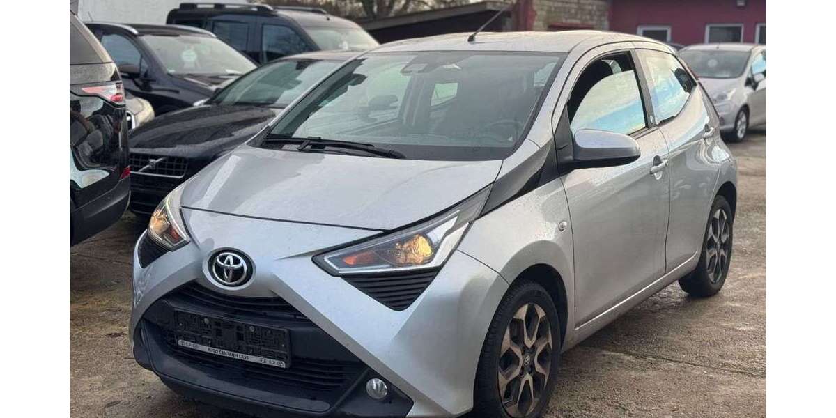 Toyota Aygo 92.600 km 7.990 &euro; Kiel 24107