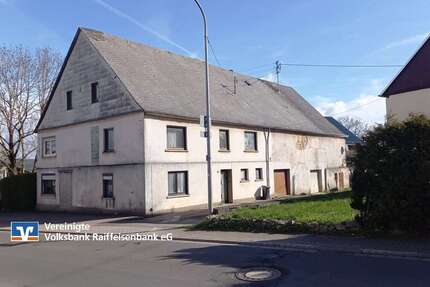 Haus Kempfeld - 8 Zimmer, 180 m&sup2;, 69.000&euro; | Angebot:26162291