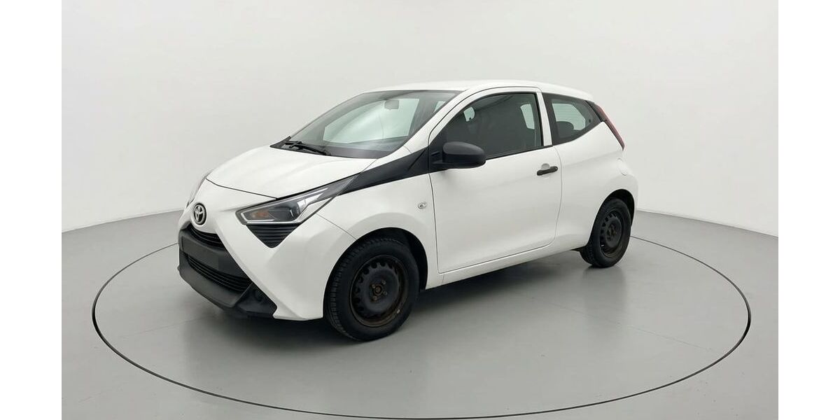 Toyota Aygo (X) 55.123 km 8.990 &euro; Dresden 01237