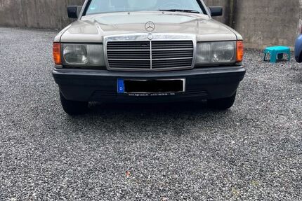 Mercedes-Benz 190 174.000 km 2.500 &euro; Wuppertal 42275