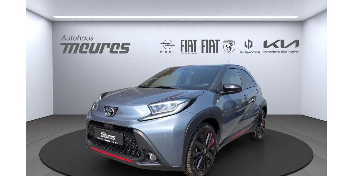 Toyota Aygo (X) 13.178 km 18.388 &euro; Heinsberg 52525