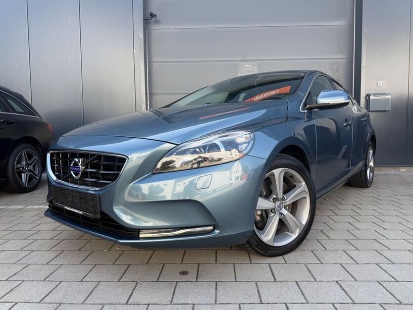 V40