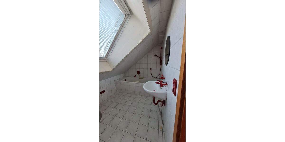 Doppelhaushälfte Biberach - 5 Zimmer, 125 m&sup2;, 1.500&euro; | Angebot:25657586