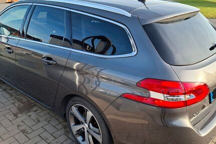 Peugeot 308 173.000 km 7.499 &euro; Neumünster 24536
