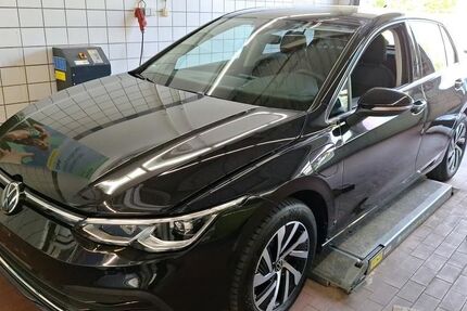 VW Golf 84.619 km 18.690 &euro; Nabburg 92507