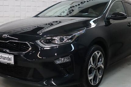 Kia ceed / Ceed 53.045 km 17.890 &euro; Freising bei München 85354